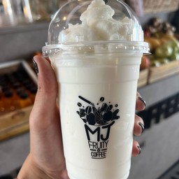 น้ำมะพร้าวปั่นนมสด