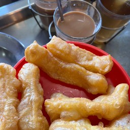 ปาท่องโก๋