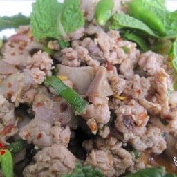 ลาบหมูชิ้น