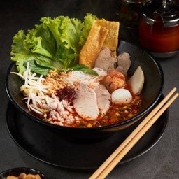 ก๋วยเตี๋ยวต้มยำน้ำ