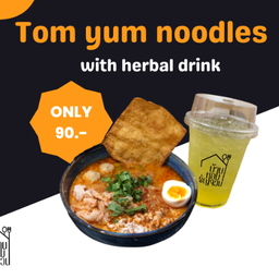 ก๋วยเตี๋ยวต้มยํา กับ นํ้าสมุนไพร