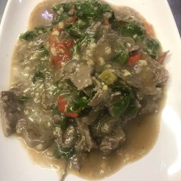 เนื้อผัดกะเพรา