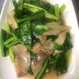 หมูเค็มผัดคะน้า