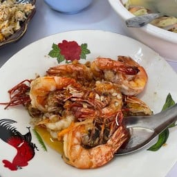 กุ้งลายเสือทอดกระเทียม