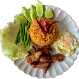 ข้าวผัดพริกเผาหมูแดดเดียวไข่ดาว 🌟