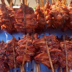 ไก่ย่างวีซีซ่า