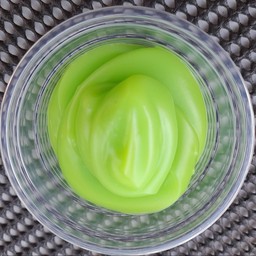 สังขยาใบเตย