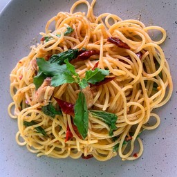 สปาเกก็ตตี้พริกแห้งปลาเค็ม