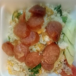 ข้าวผัดกุนเชียงใส่ไข่