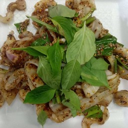 ลาบปลาหมึก