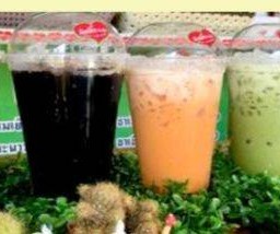 อิตาเลี่ยนโซดาและน้ำชง