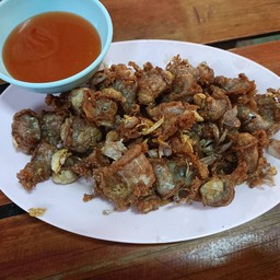 ไส้อ่อนทอดกระเทียม