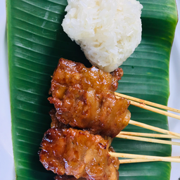 ข้าวต้มหมูปิ้งสี่แยกเกษตรนางรอง