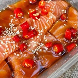 แซลมอนดองน้ำปลา ไซส์ XL