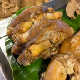 หมูพะโล้เจ้รีย์ หอมเครื่องยืนหนึ่ง