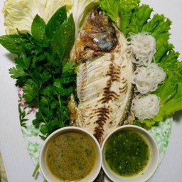 ใบเฟิร์นปลาเผา ตลาดอักษะ สาย3