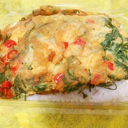 ข้าวไข่เจียวชะอมพริก