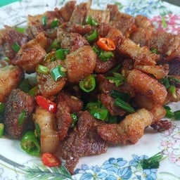 3 ชั้นคั่วพริกเกลือ