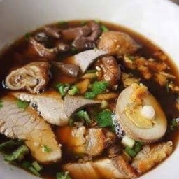 ก๋วยจั๊บน้ําข้น