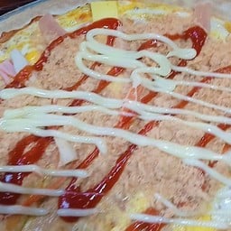 พิซซ่า ไข่ ชีส แฮม ปูอัด ไก่หยอง