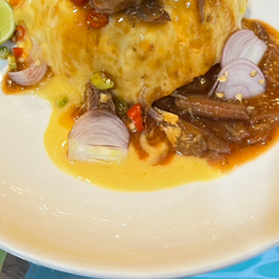 ข้าวไข่ข้นปลากระป๋อง