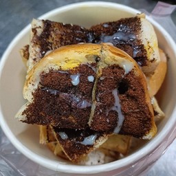 ขนมปังสังขยา หน้ากอลิล่า