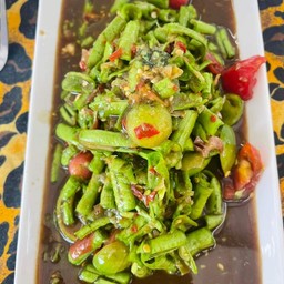 ตำถั่วฝักยาว, ปลาร้า