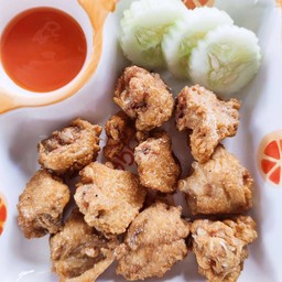 ปีกไก่ทอดเกลือ