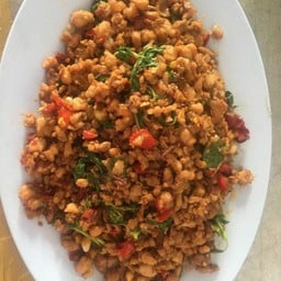 ผัดขี้เมาราดข้าว หมู กุ้ง หมึก ไก่ หมูกรอบ