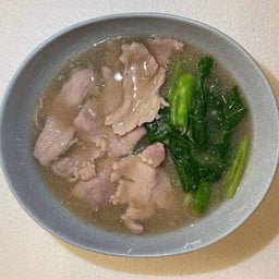 ไอแม่ย้อย ราดหน้ายอดผัก1