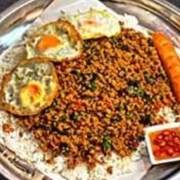 ผัดกระเพรา ไซส์ M