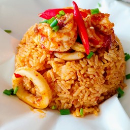 ข้าวผัดน้ำพริกเผา