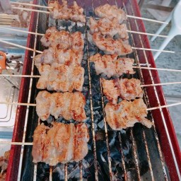 หมูปิ้งเตาถ่านโบราณ