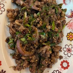 ก้อยคั่วเสือ