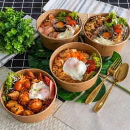 ผัดมาม่าเกาหลีกุ้งไข่กุ้ง