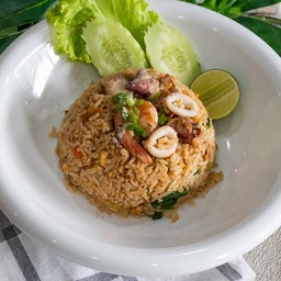 ข้าวผัดทะเล