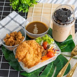 ชุด4 ข้าวแกงกระหรี่หมูทงคัทซึ+ไก่คาราเกะ+ชานมไข่มุก