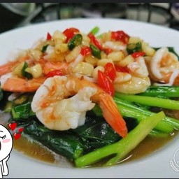 คะน้าผัดกุ้ง