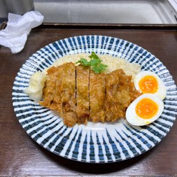 B-02 Khao man gai tod  with Salad and Soup
