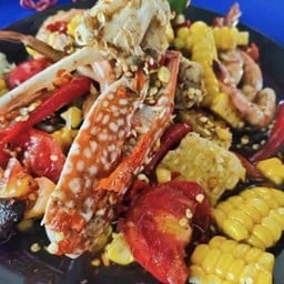 ตำข้าวโพดปูม้าสุกกุ้งสุก