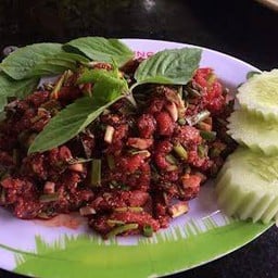 ก้อยเนื้อดิบ