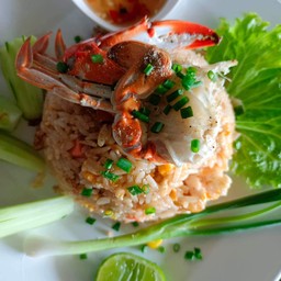 ข้าวผัดปู