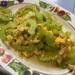 มะระผัดไข่