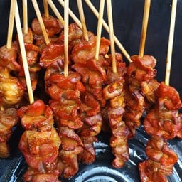 ส้มตำพี่น้อย สุขุมวิทซอย4
