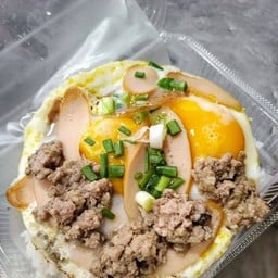 ไข่กระทะ ราดข้าว