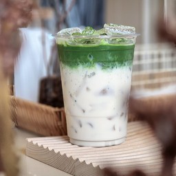 ICE MATCHA LATTE