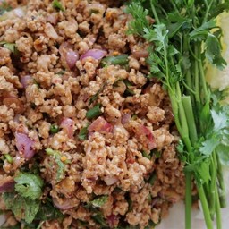 ลาบเนื้อสุก