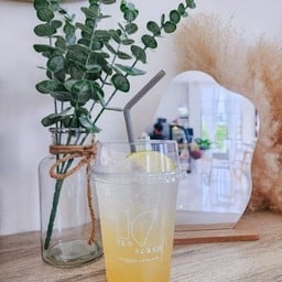 พีชโซดาเย็น