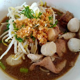 เกาเหลาน้ำตกหมู