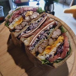 แซนวิชไก่บาบีคิว